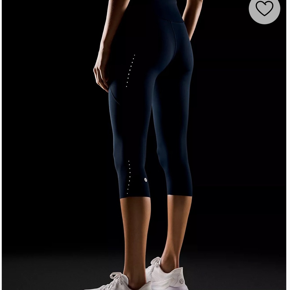 Fast and Free High-Rise Crop with Pockets 19"
LULULEMON/SMALL/BLACK